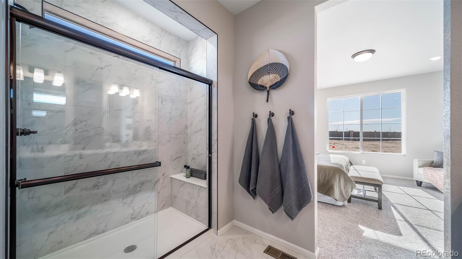 MLS Image #25 for 22324 e 49th place,aurora, Colorado