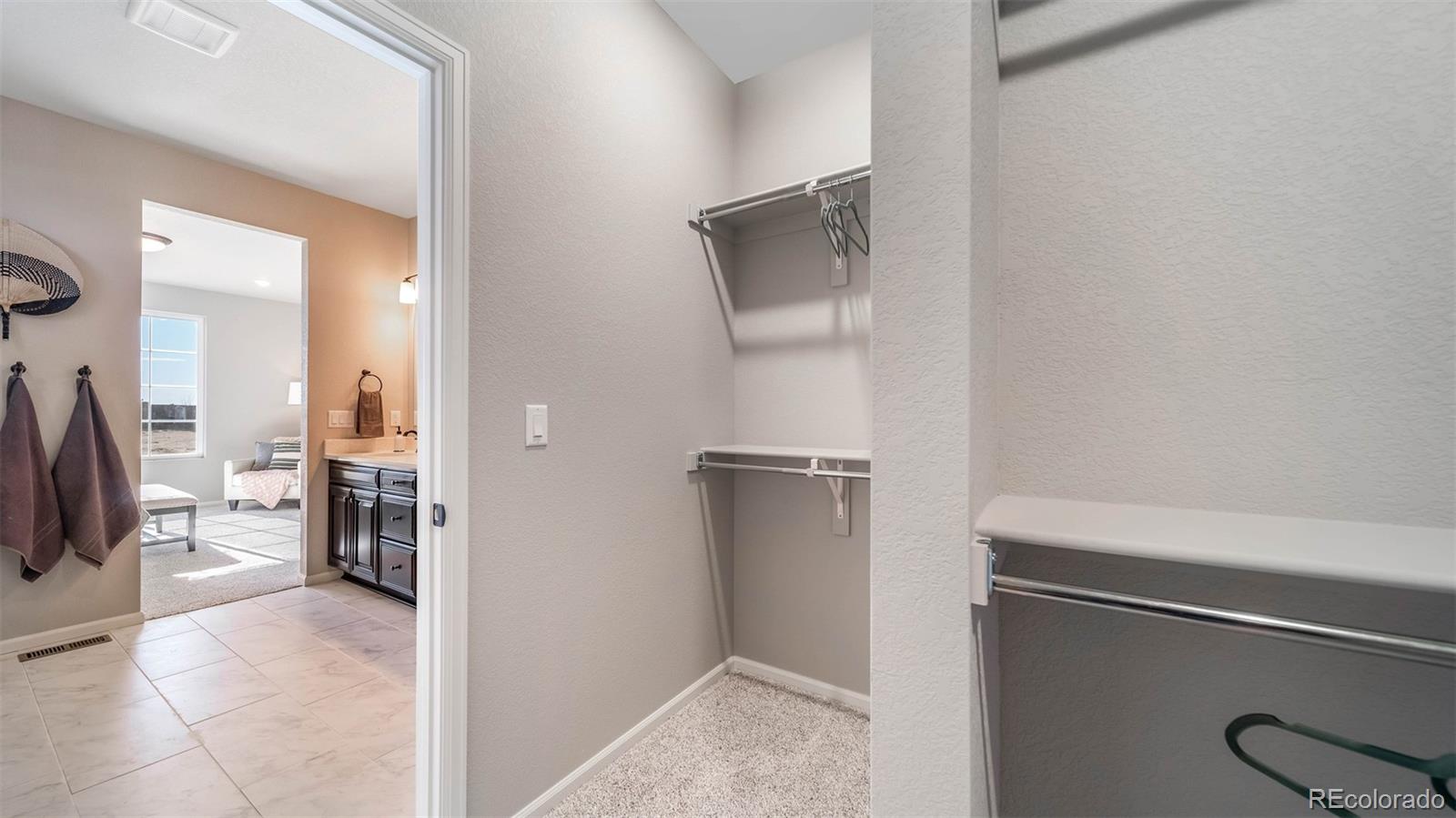 MLS Image #27 for 22324 e 49th place,aurora, Colorado
