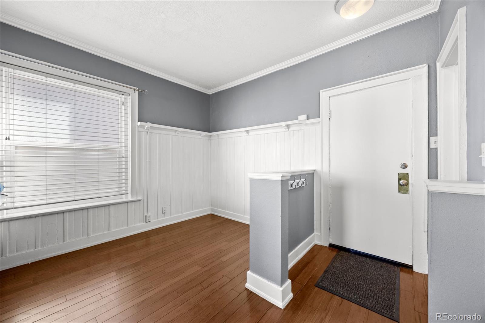 MLS Image #10 for 1376 n pearl street,denver, Colorado