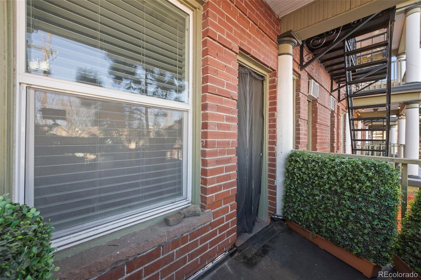 MLS Image #24 for 1376 n pearl street,denver, Colorado