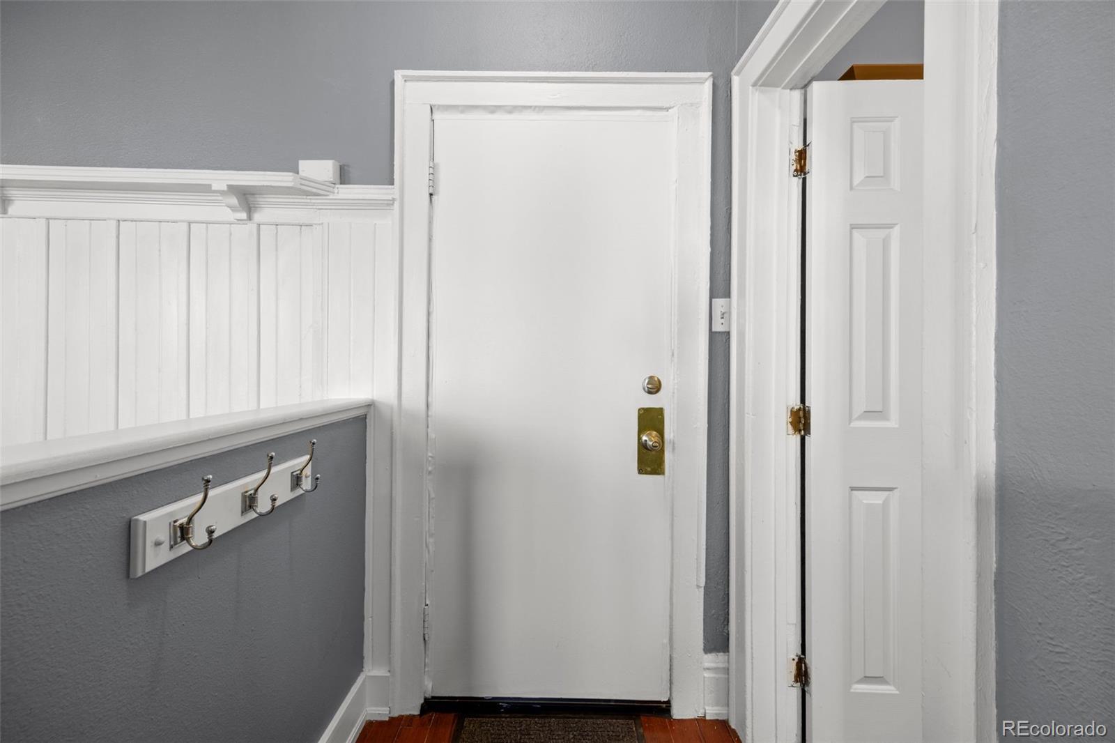 MLS Image #7 for 1376 n pearl street,denver, Colorado
