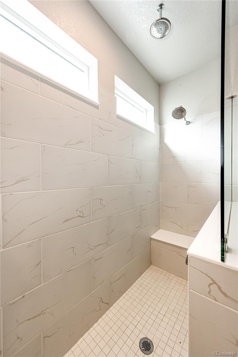 MLS Image #14 for 21584 e 59th drive,aurora, Colorado