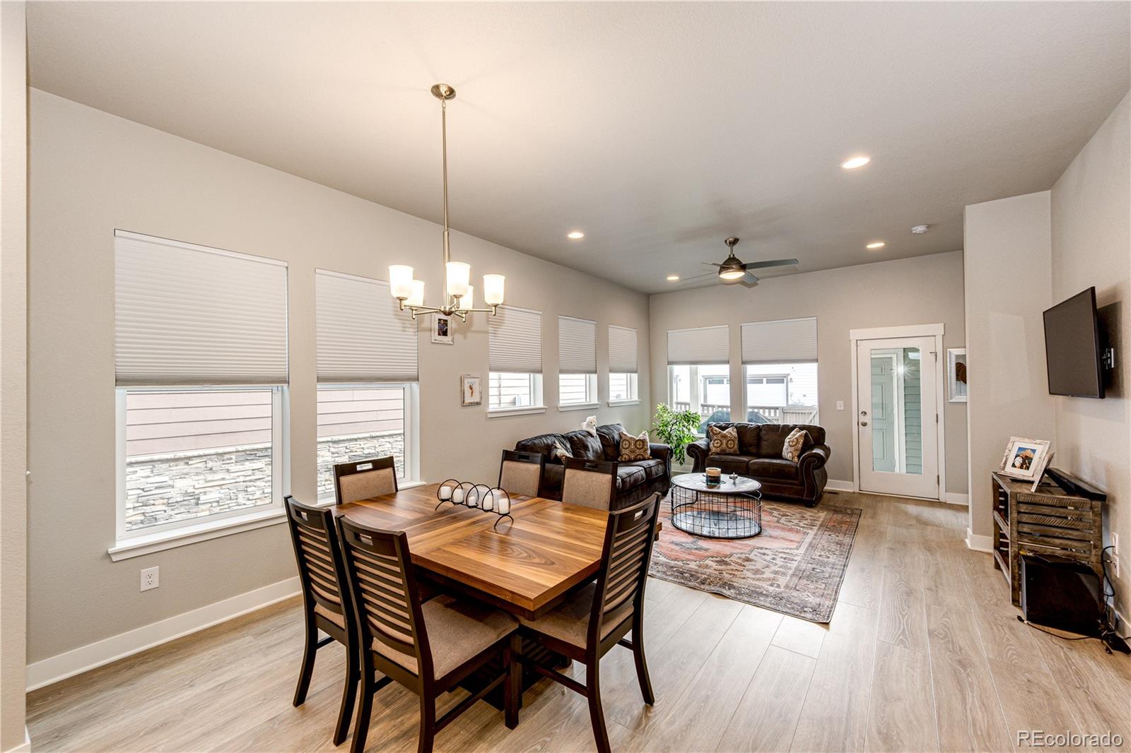MLS Image #8 for 21584 e 59th drive,aurora, Colorado