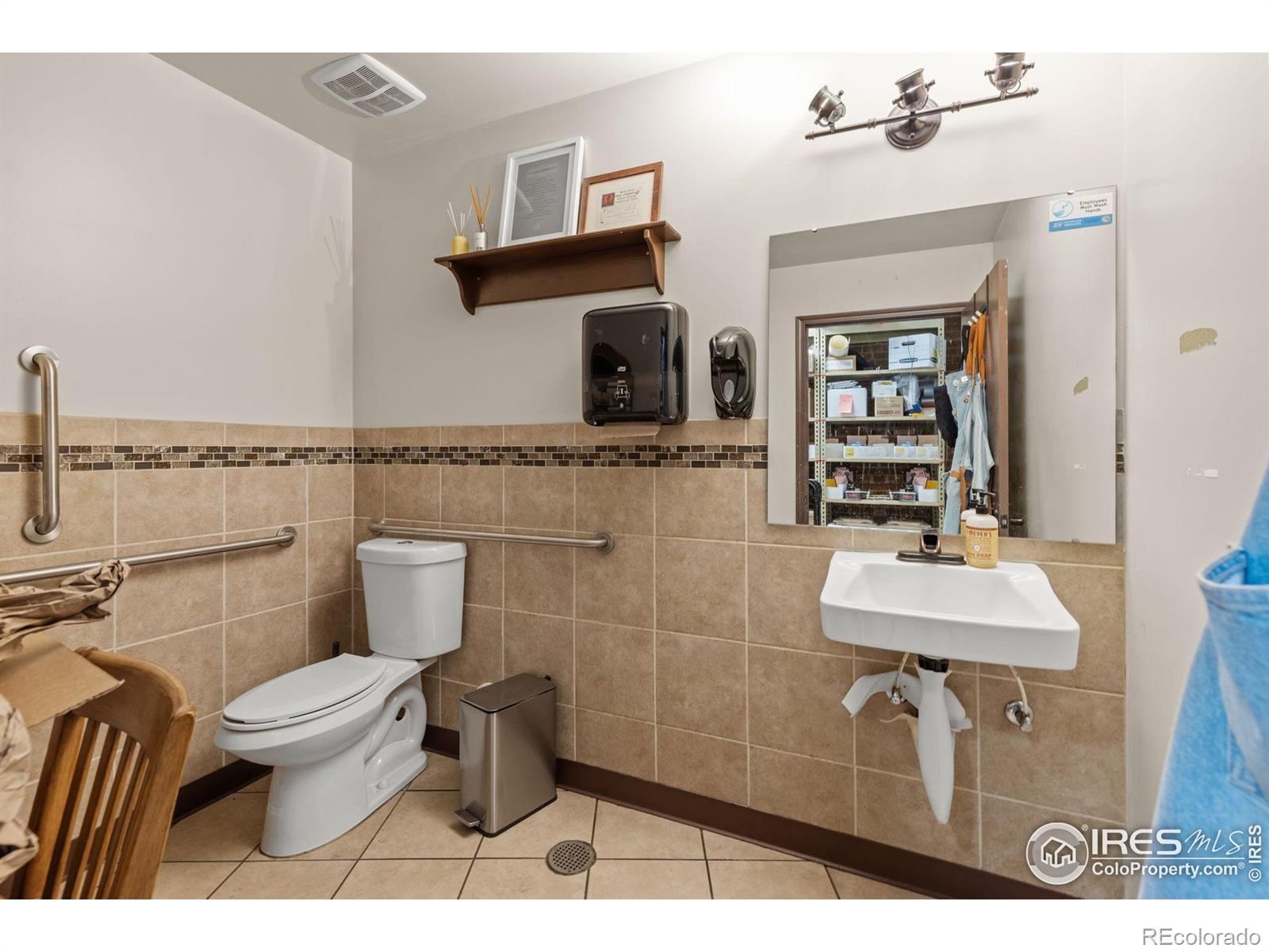 MLS Image #13 for 331  main street,longmont, Colorado
