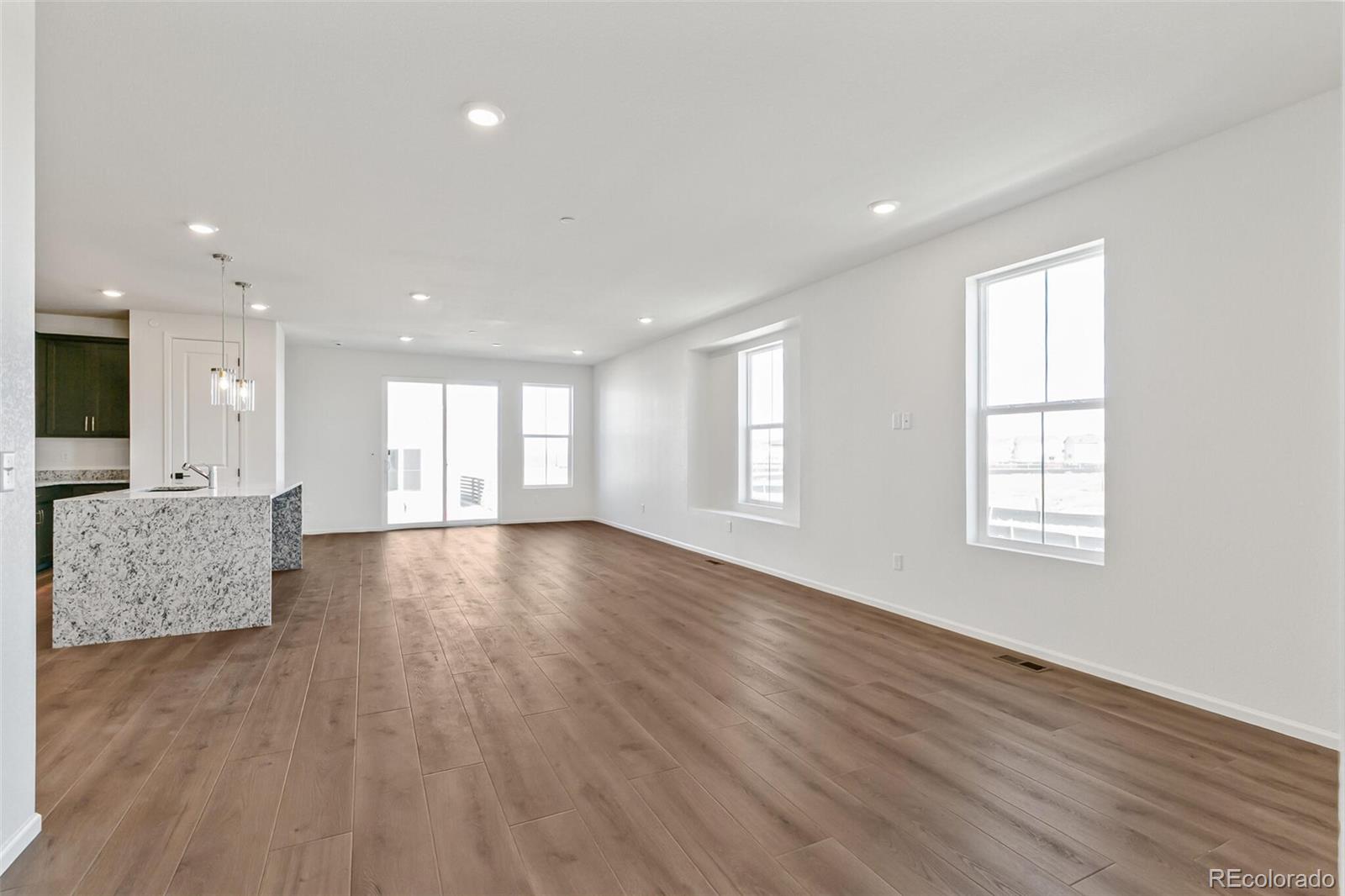 MLS Image #6 for 9383  biscay street,commerce city, Colorado