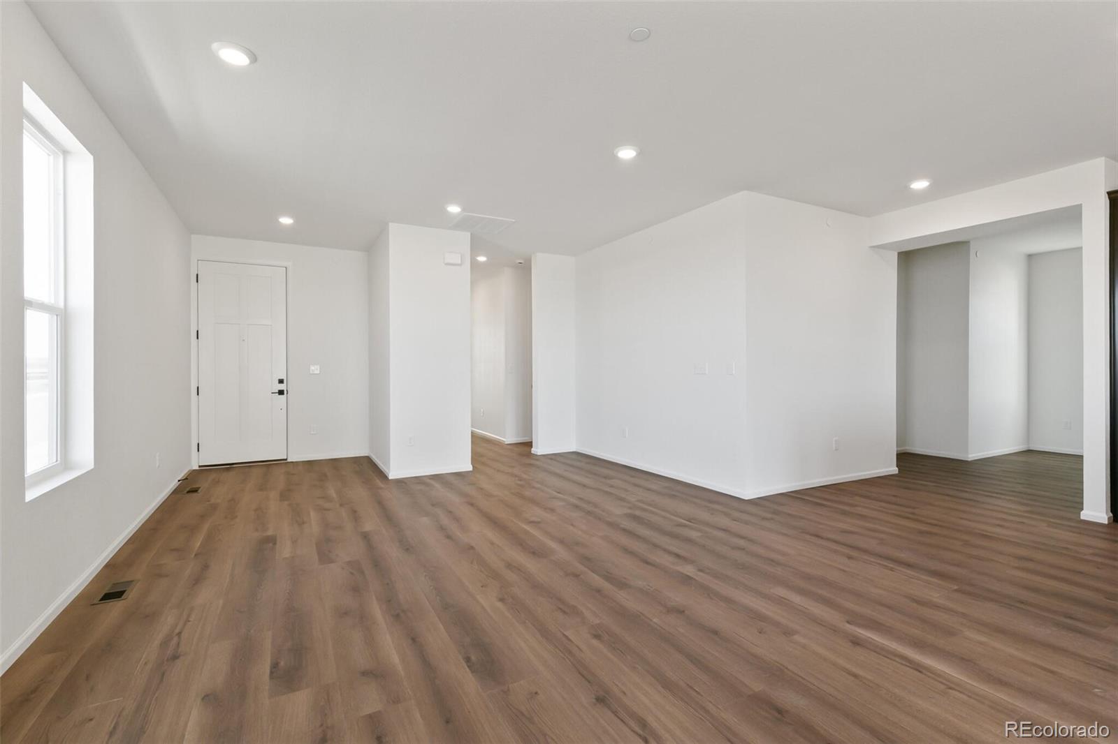 MLS Image #7 for 9383  biscay street,commerce city, Colorado