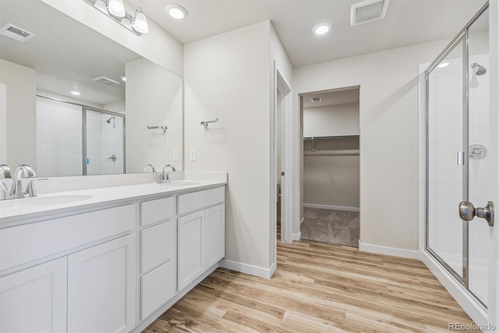 MLS Image #18 for 22896 e 47th place,aurora, Colorado