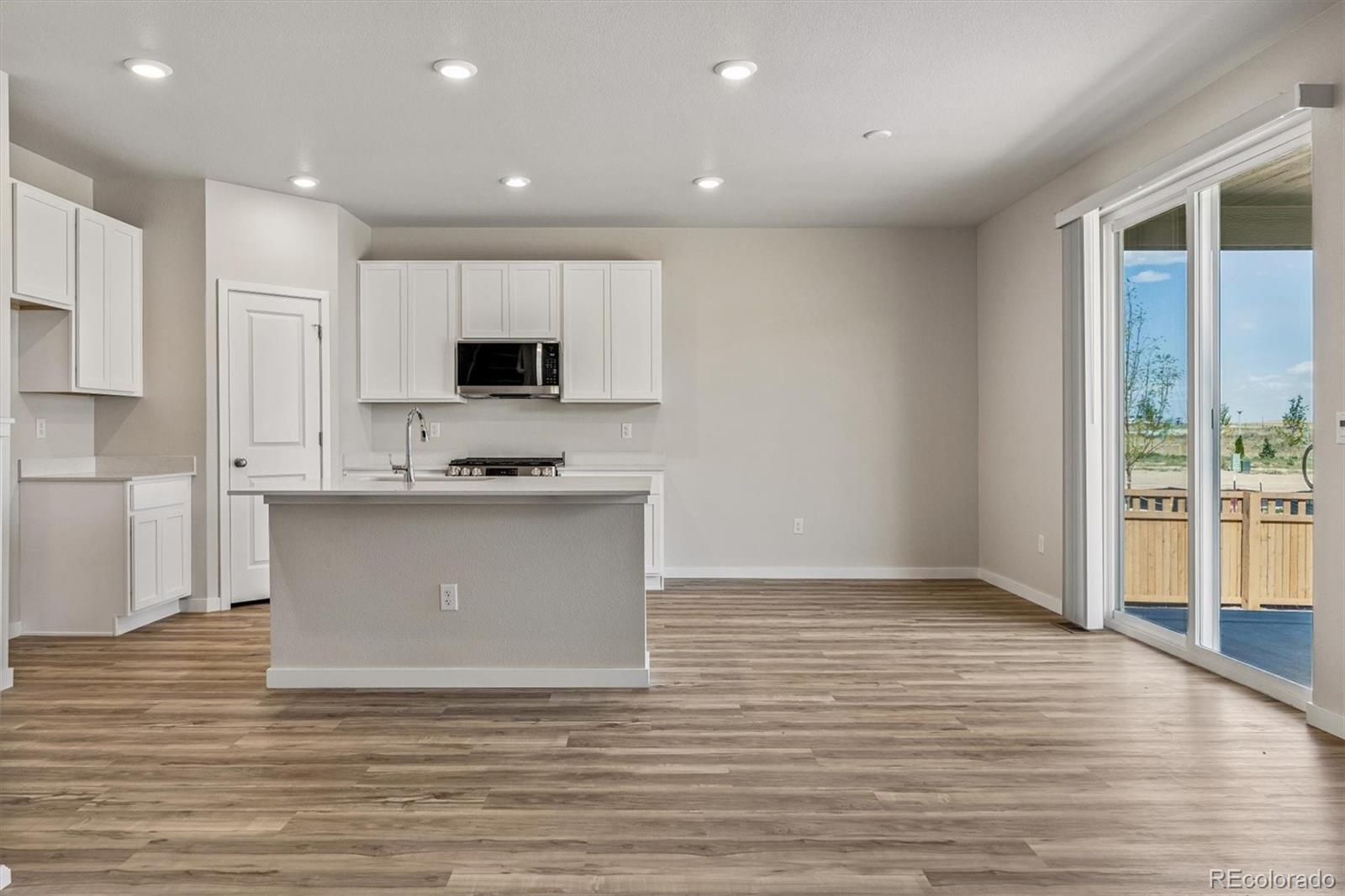 MLS Image #9 for 22896 e 47th place,aurora, Colorado