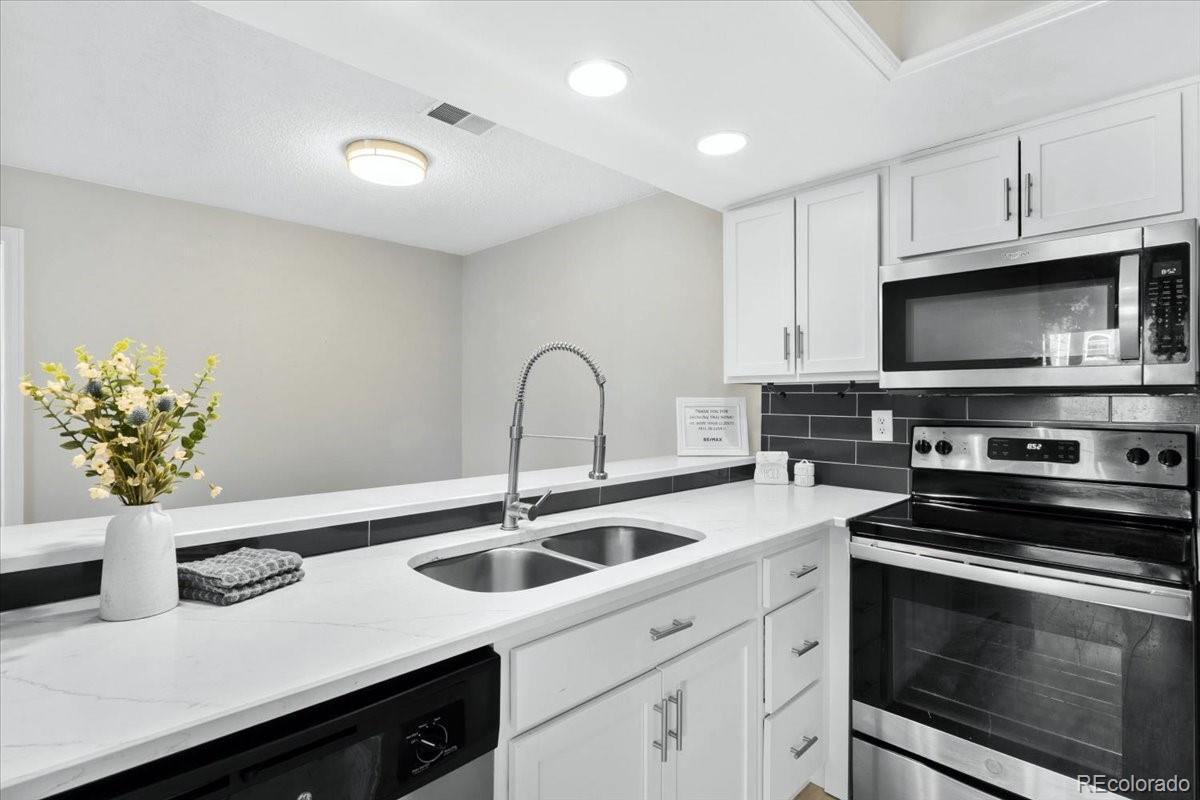 MLS Image #13 for 8376 s upham way a304,littleton, Colorado