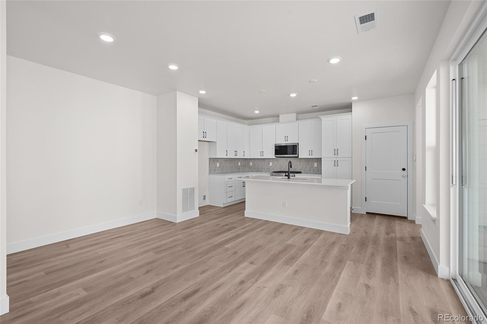 MLS Image #9 for 8735  whiteclover street,littleton, Colorado