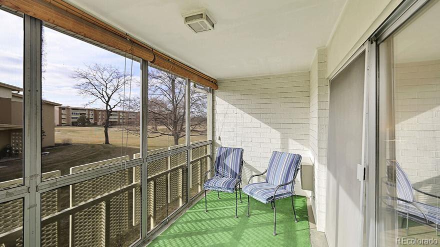 MLS Image #14 for 725 s clinton street,denver, Colorado