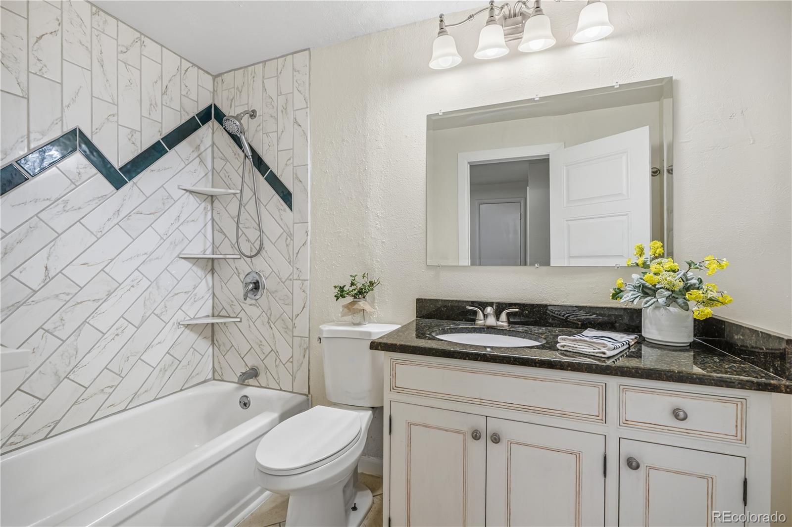 MLS Image #13 for 7700 w glasgow place,littleton, Colorado