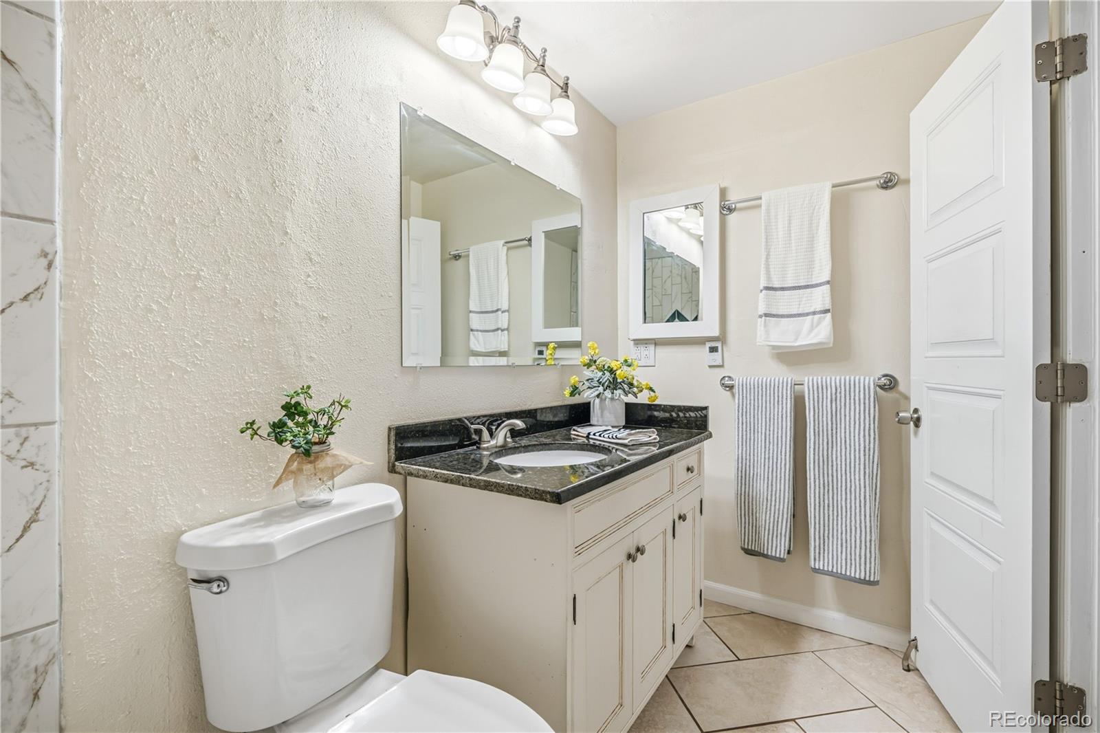 MLS Image #14 for 7700 w glasgow place,littleton, Colorado