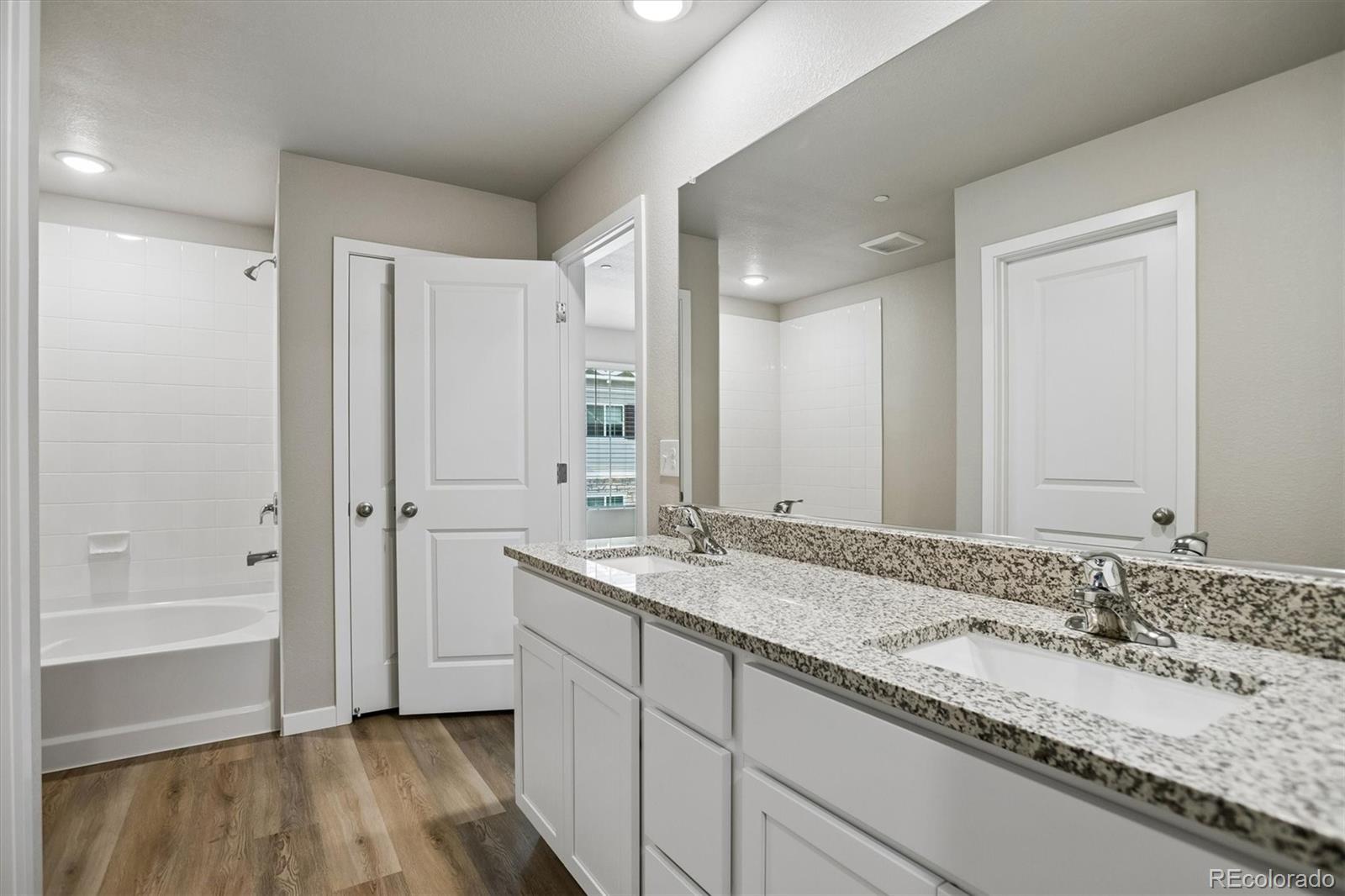MLS Image #18 for 187  robin road,johnstown, Colorado
