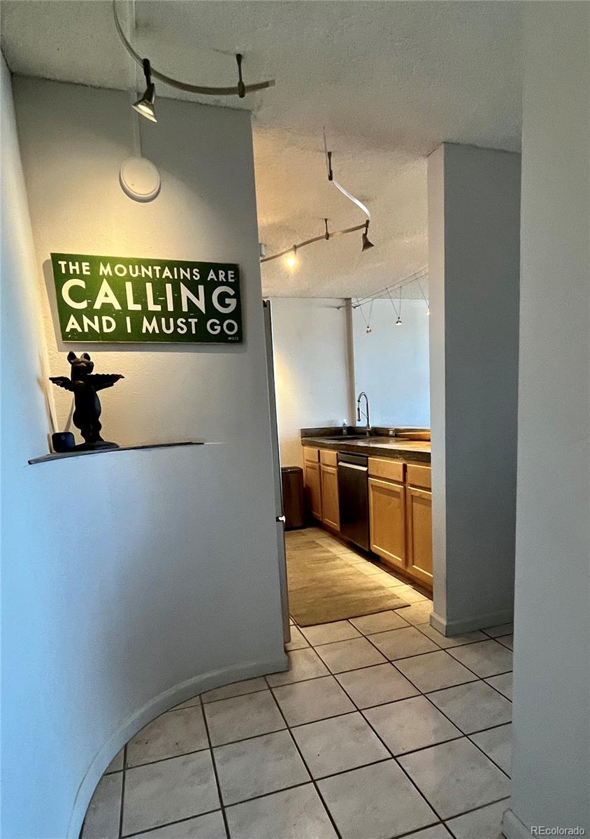 MLS Image #3 for 1020  15th street,denver, Colorado
