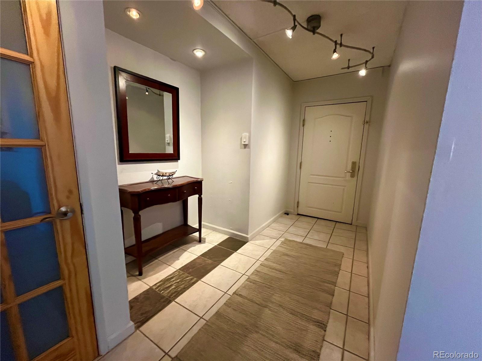 MLS Image #4 for 1020  15th street,denver, Colorado