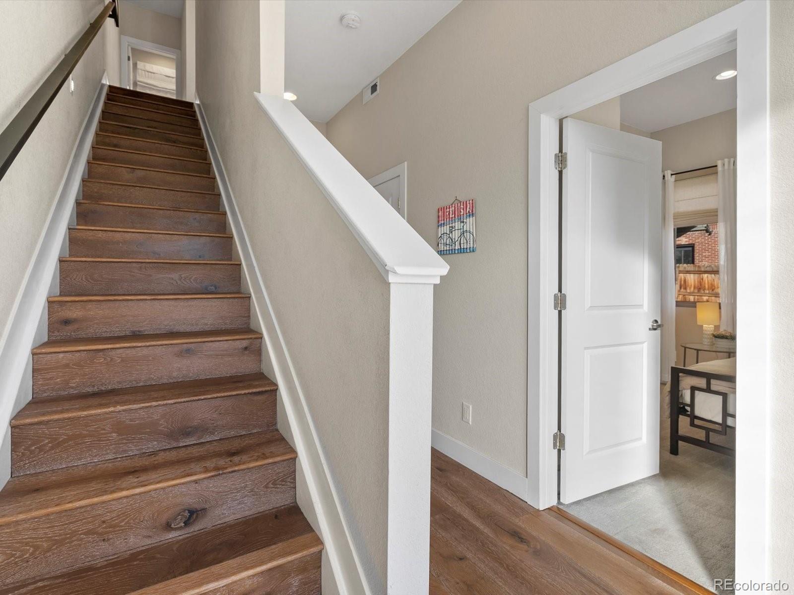MLS Image #3 for 1939  eaton street ,lakewood, Colorado