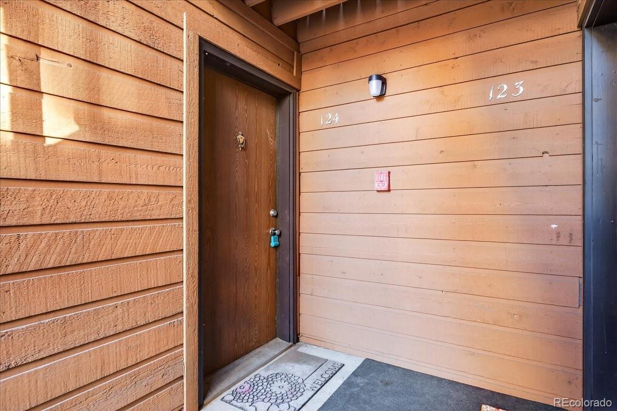MLS Image #7 for 4681 s decatur street,englewood, Colorado