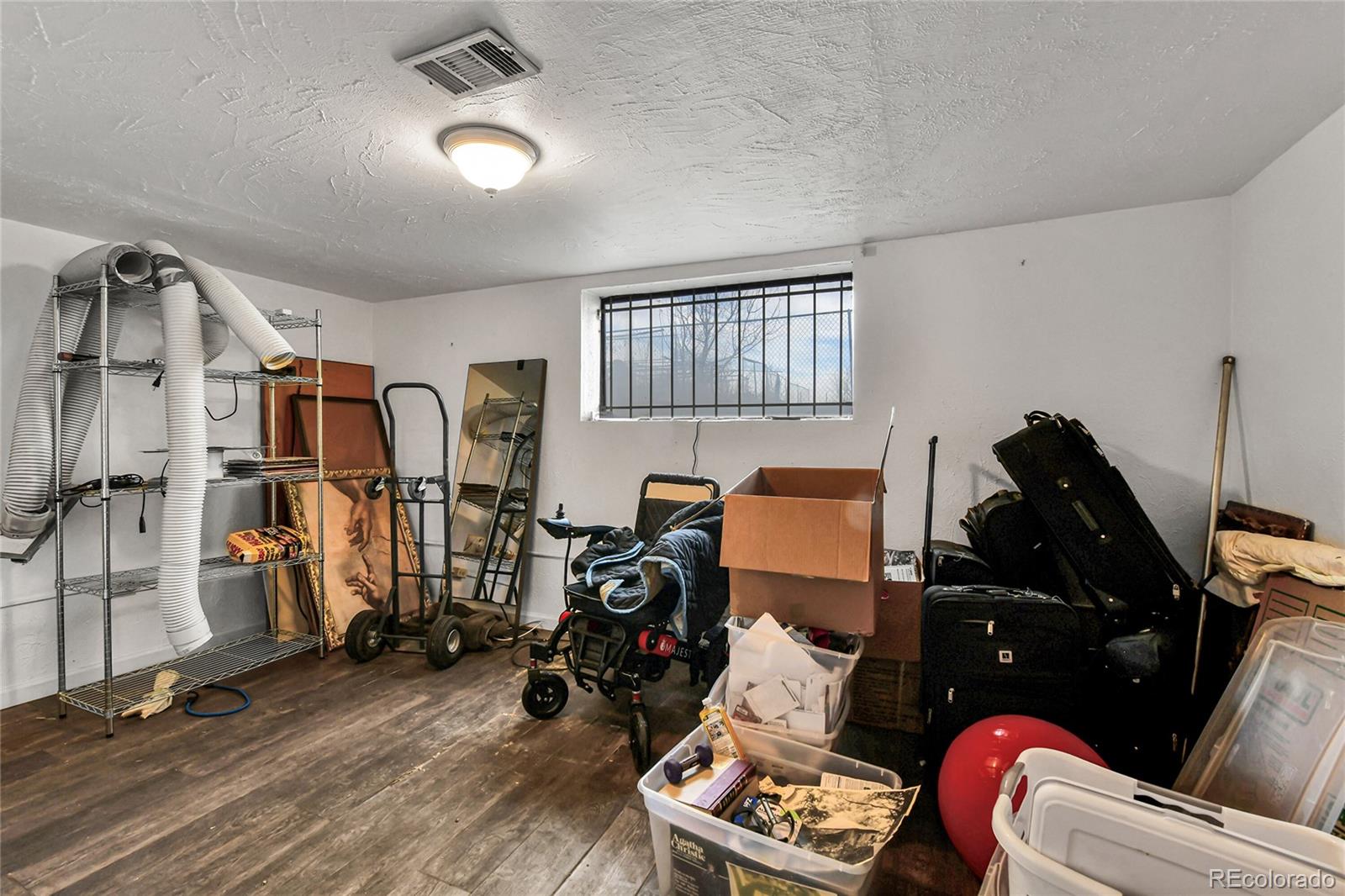MLS Image #25 for 1050 s monaco parkway,denver, Colorado