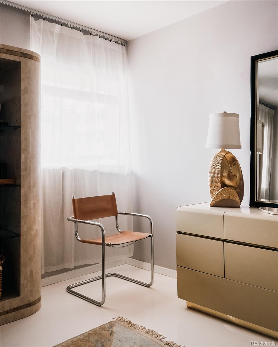 MLS Image #19 for 888 n logan street 2g,denver, Colorado