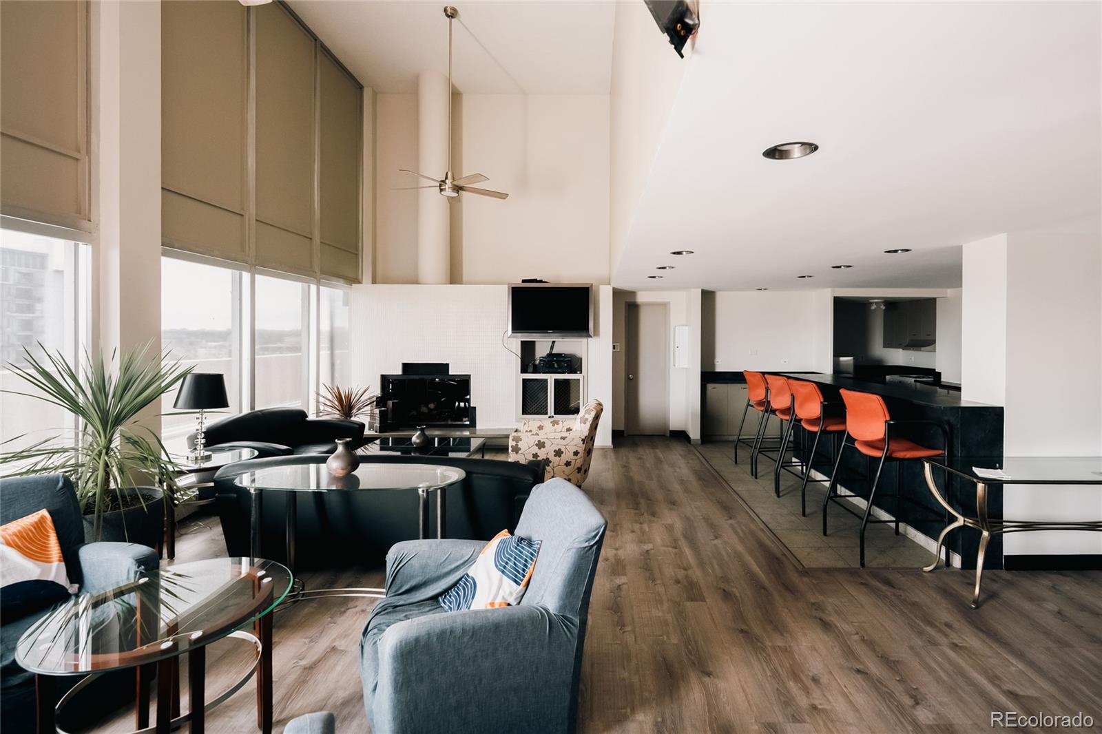 MLS Image #23 for 888 n logan street 2g,denver, Colorado