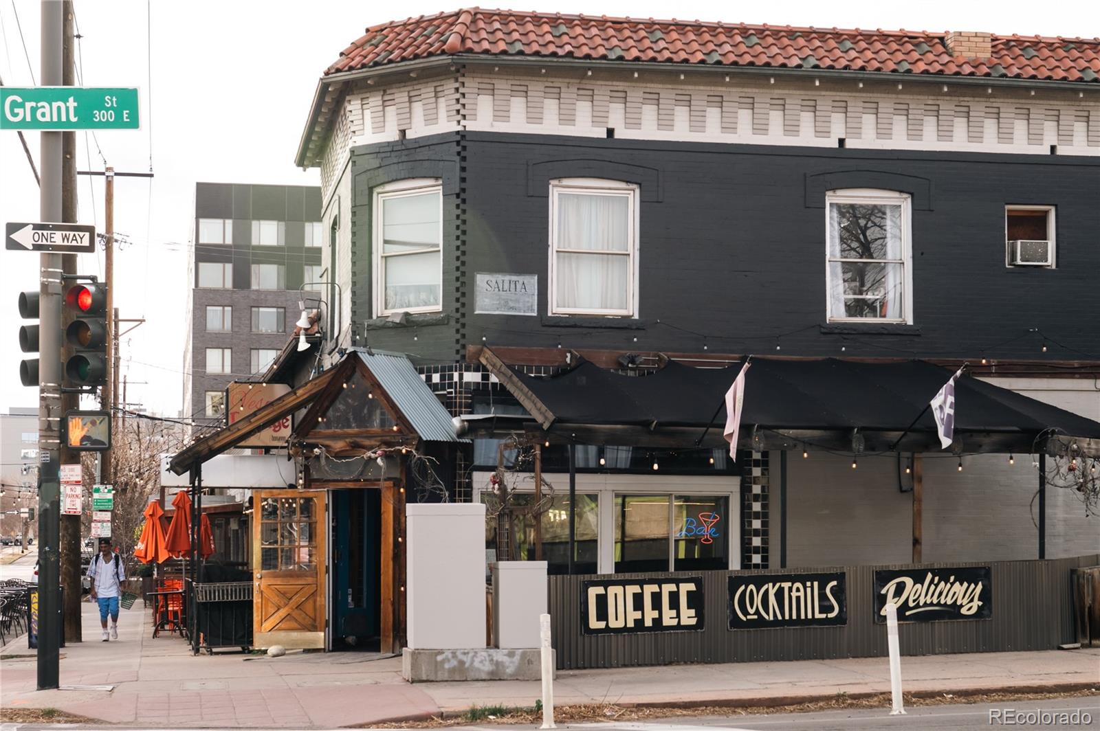 MLS Image #27 for 888 n logan street 2g,denver, Colorado