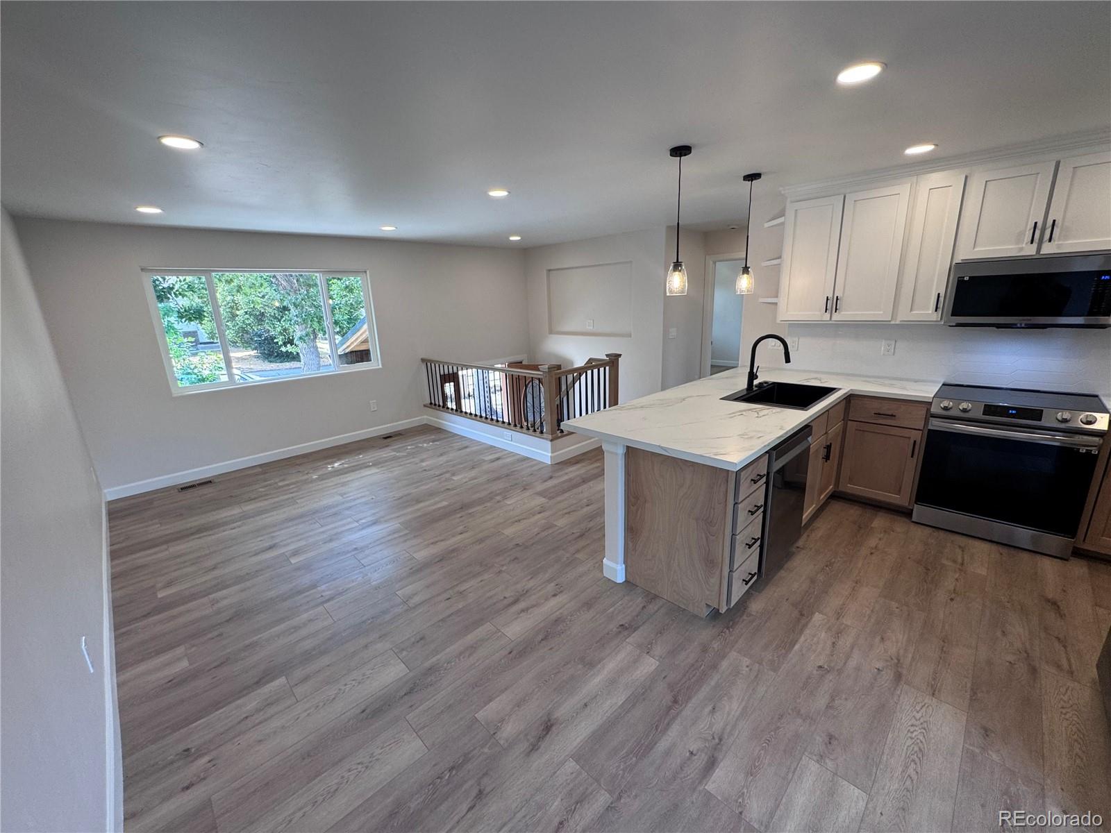 MLS Image #10 for 1307  hartford street,colorado springs, Colorado