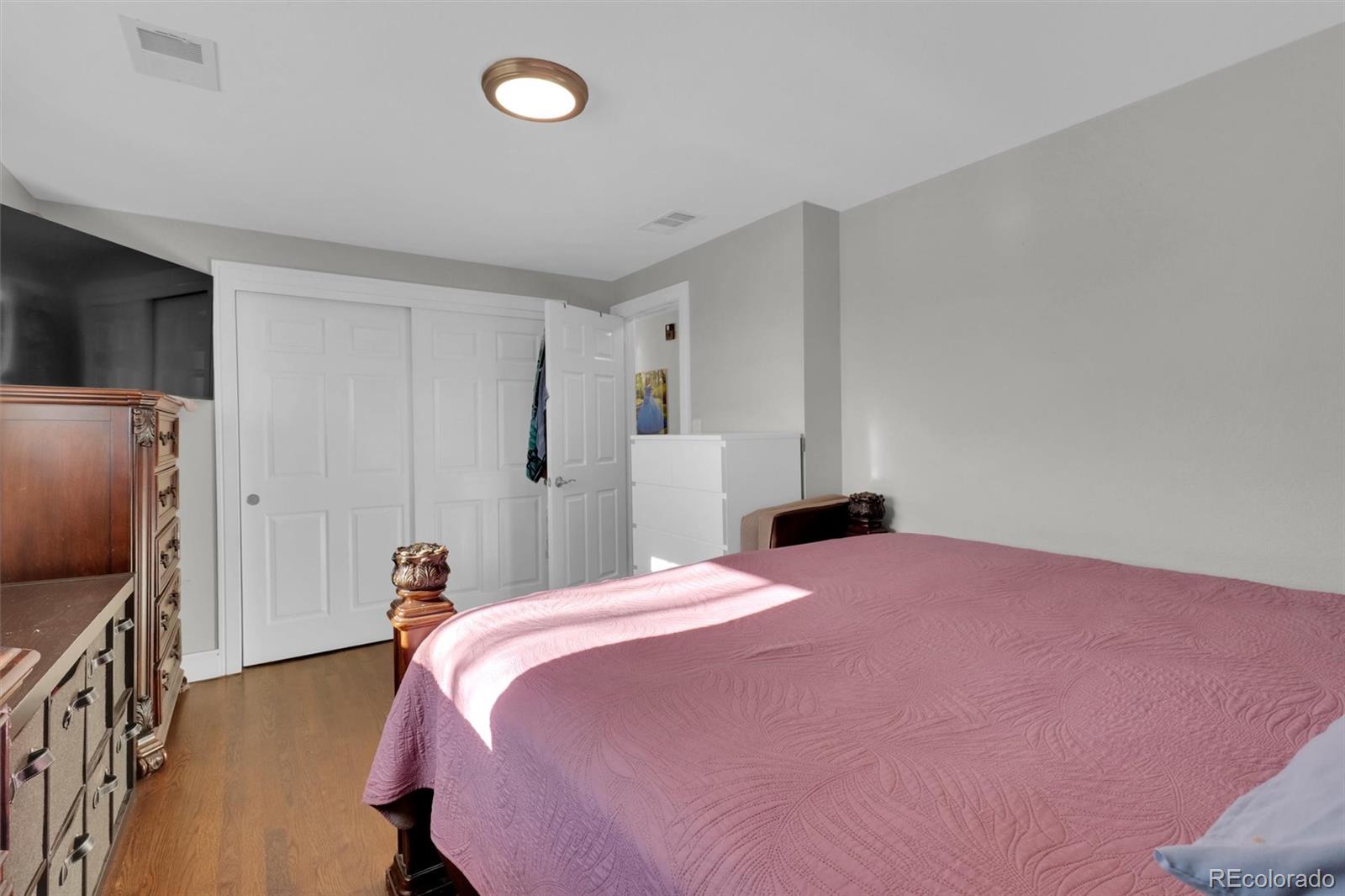 MLS Image #20 for 1181  el paso boulevard,denver, Colorado