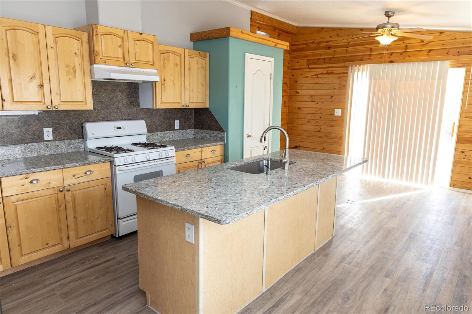MLS Image #2 for 3211  lane 2 north ,mosca, Colorado