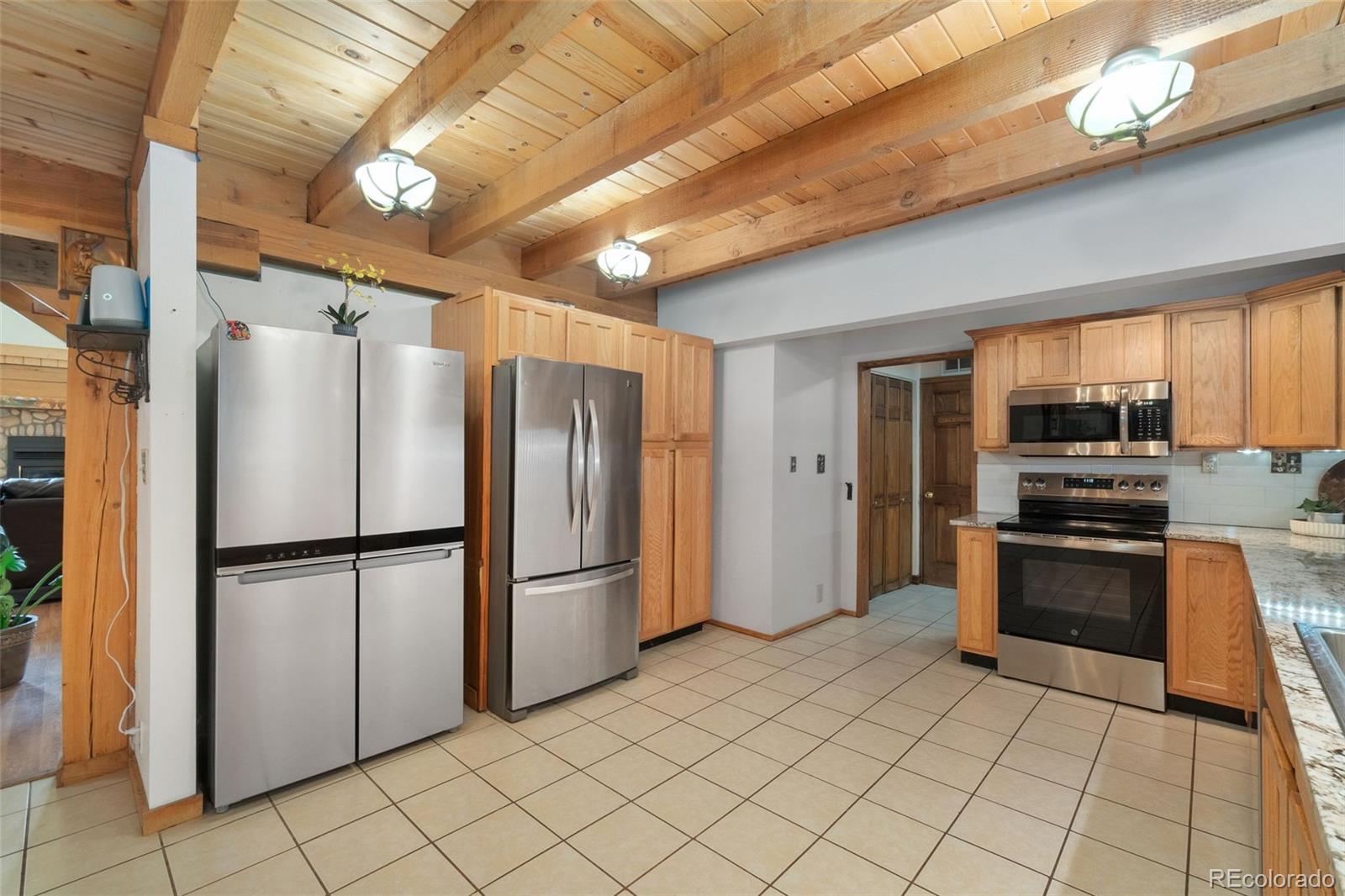 MLS Image #10 for 1084  iron mountain drive,livermore, Colorado
