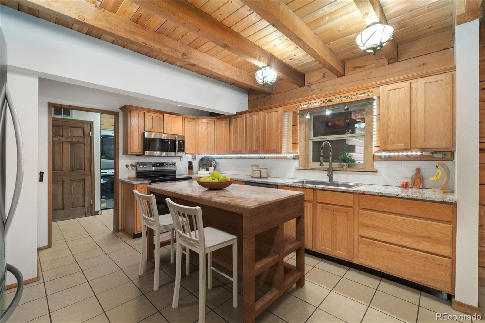 MLS Image #11 for 1084  iron mountain drive,livermore, Colorado