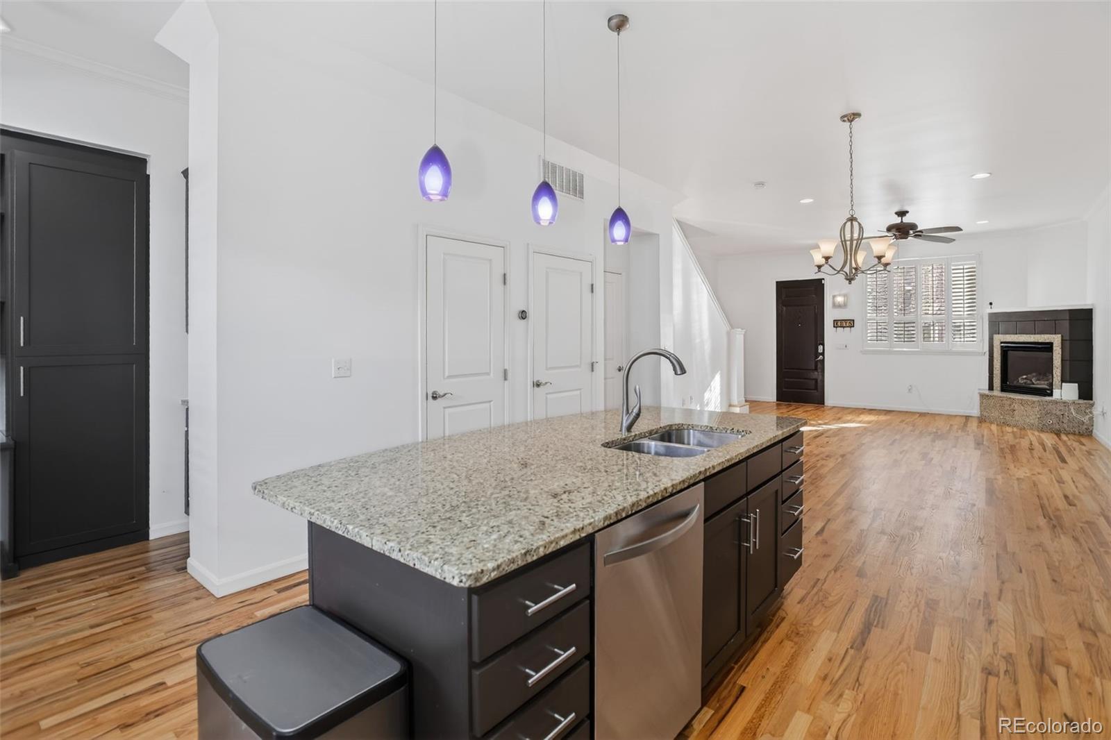 MLS Image #15 for 7777 e 1st place,denver, Colorado