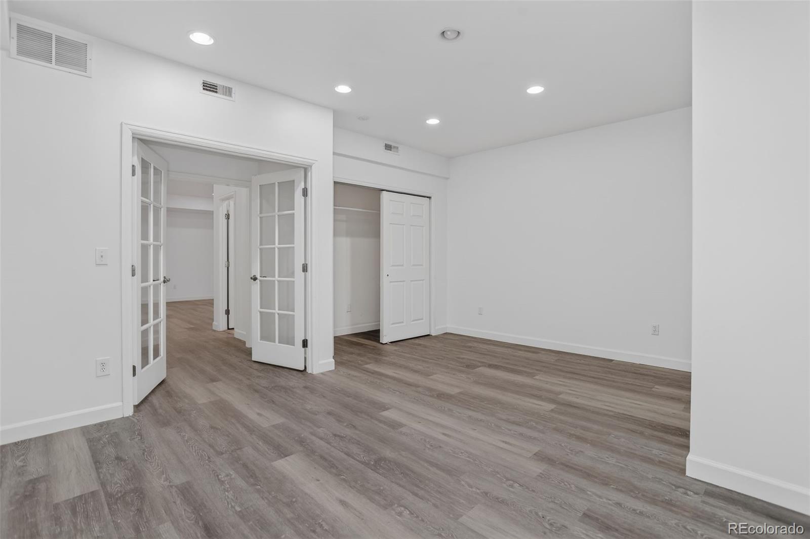 MLS Image #38 for 7777 e 1st place,denver, Colorado
