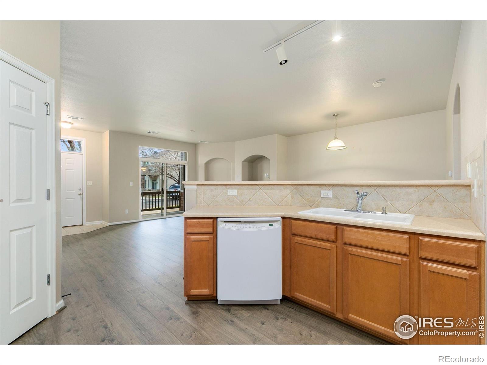 MLS Image #11 for 5551  29th street,greeley, Colorado