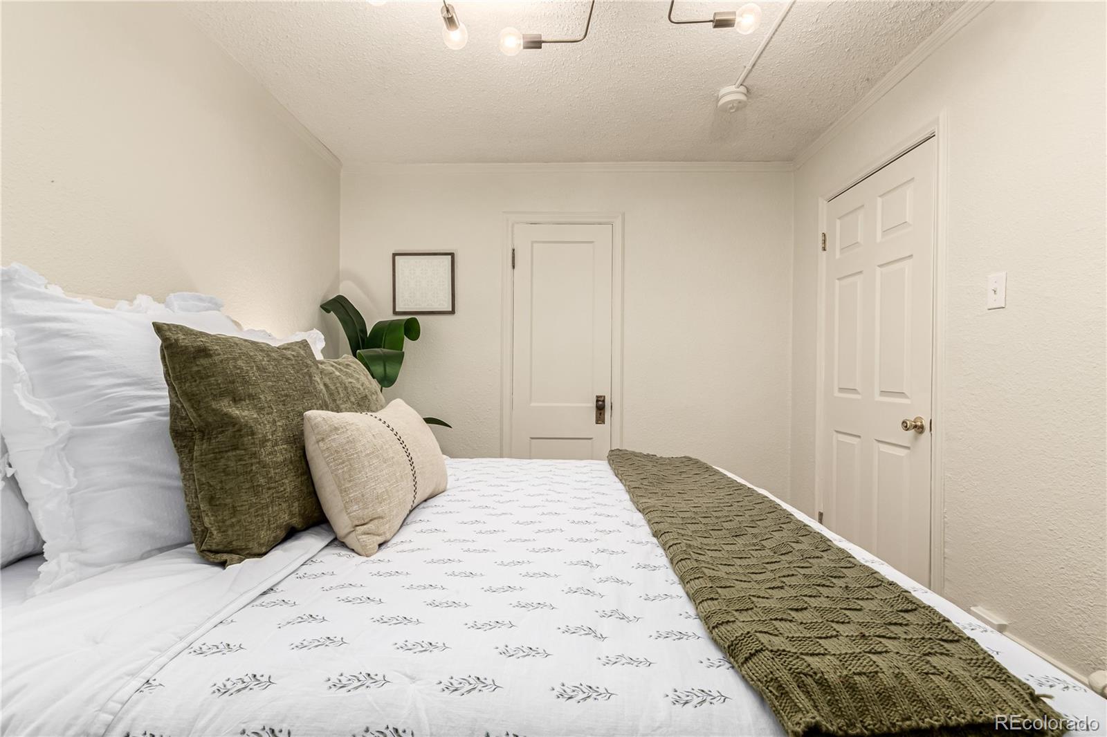 MLS Image #16 for 1024 e 14th avenue 11,denver, Colorado