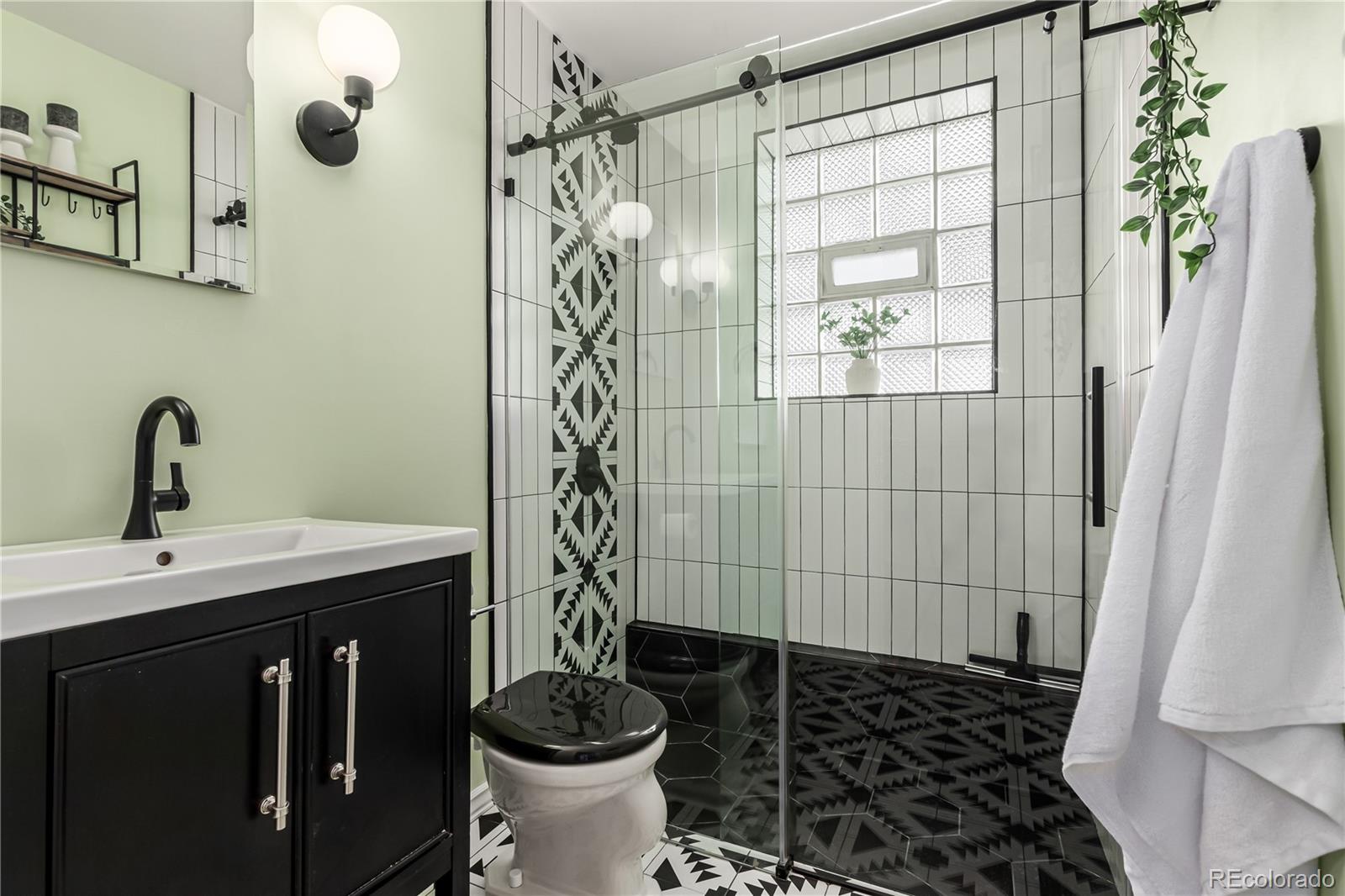 MLS Image #19 for 1024 e 14th avenue 11,denver, Colorado