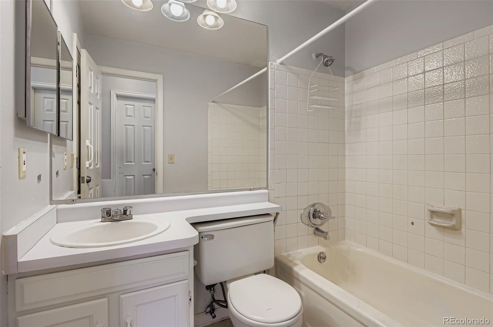 MLS Image #15 for 2244 s jasper way b,aurora, Colorado