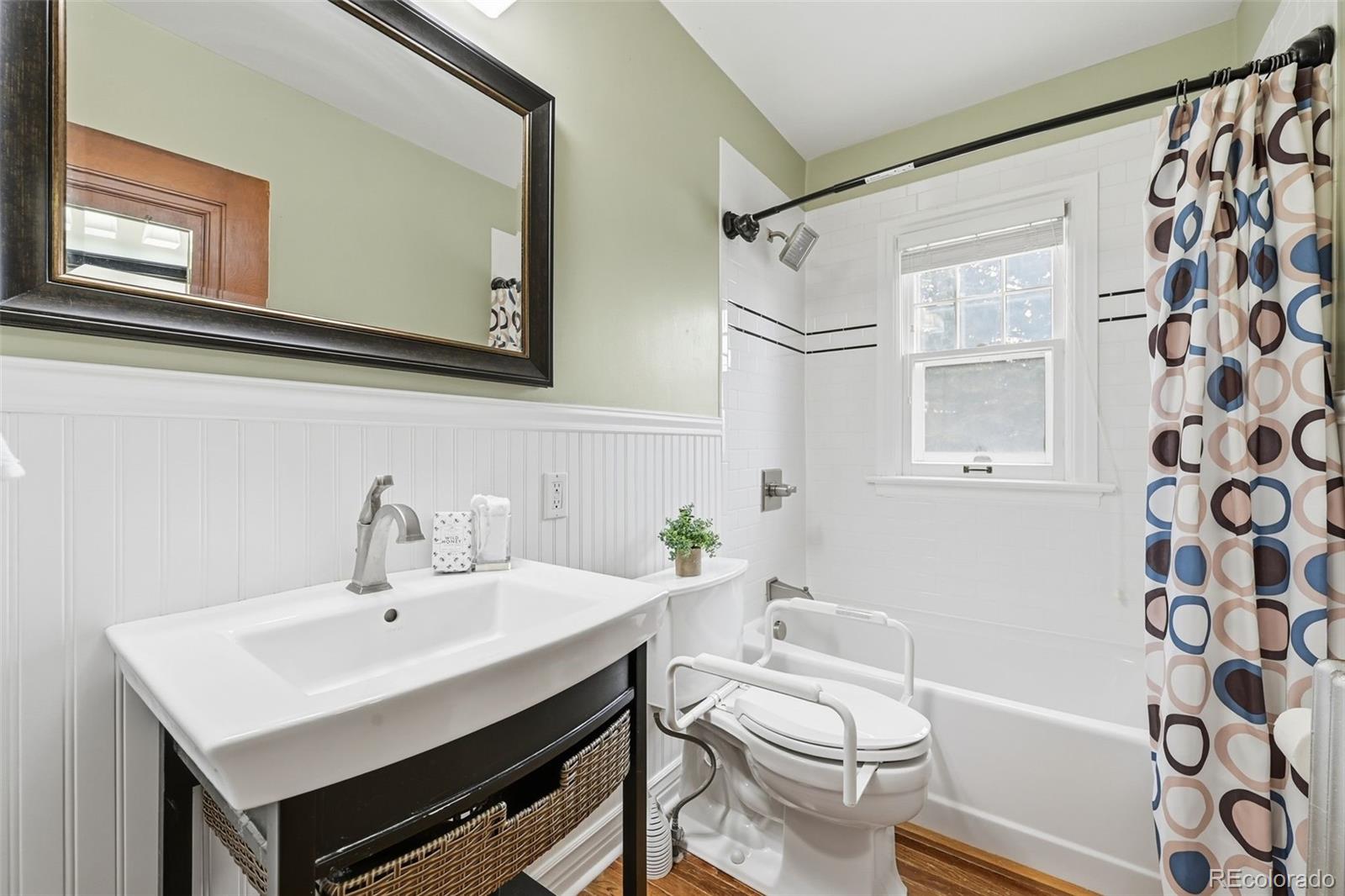 MLS Image #19 for 2002 w ridge road,littleton, Colorado