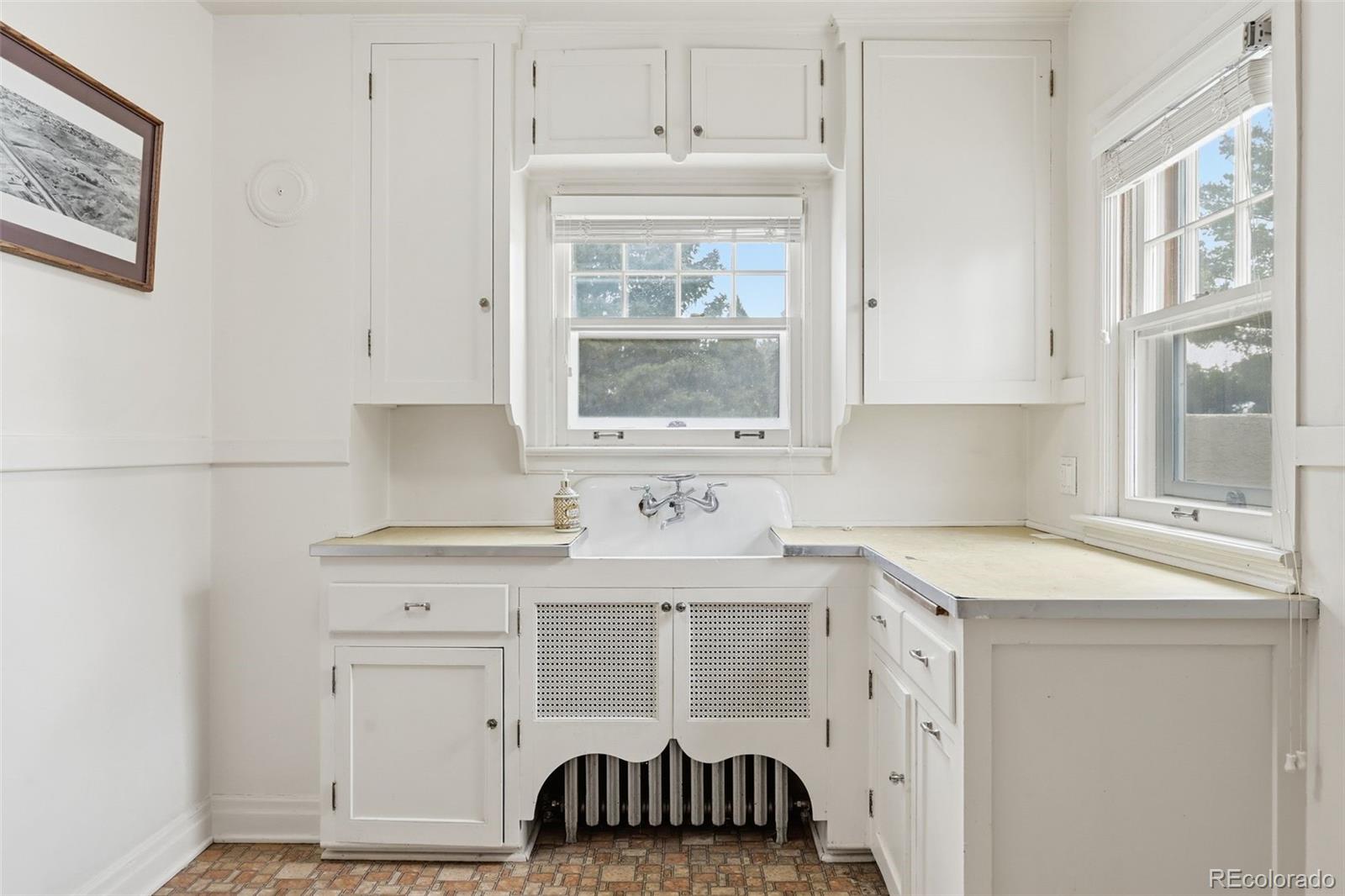 MLS Image #20 for 2002 w ridge road,littleton, Colorado