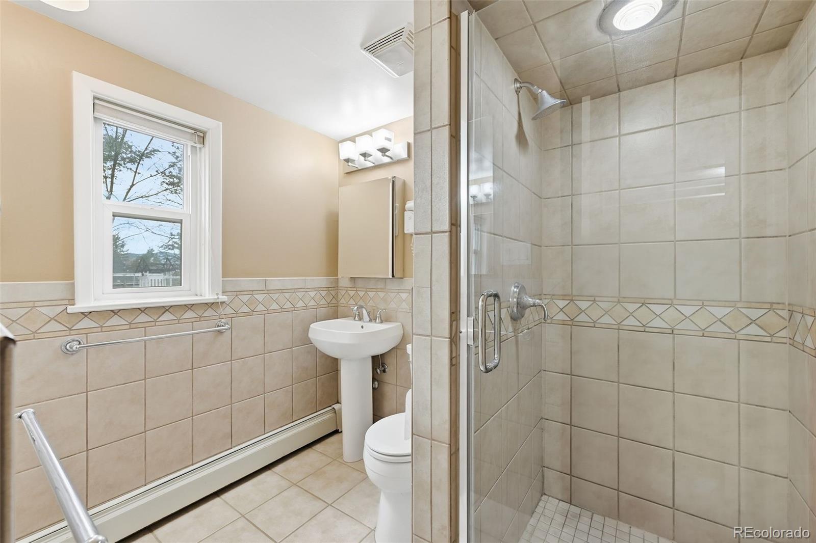 MLS Image #24 for 2002 w ridge road,littleton, Colorado