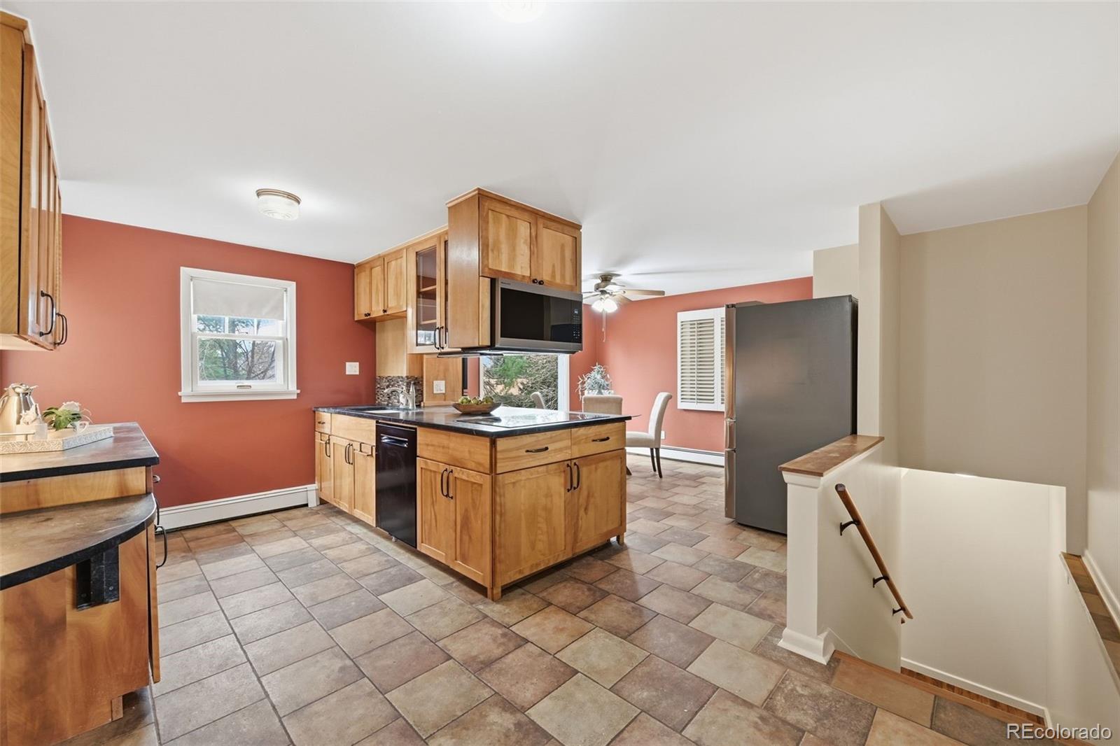MLS Image #7 for 2002 w ridge road,littleton, Colorado