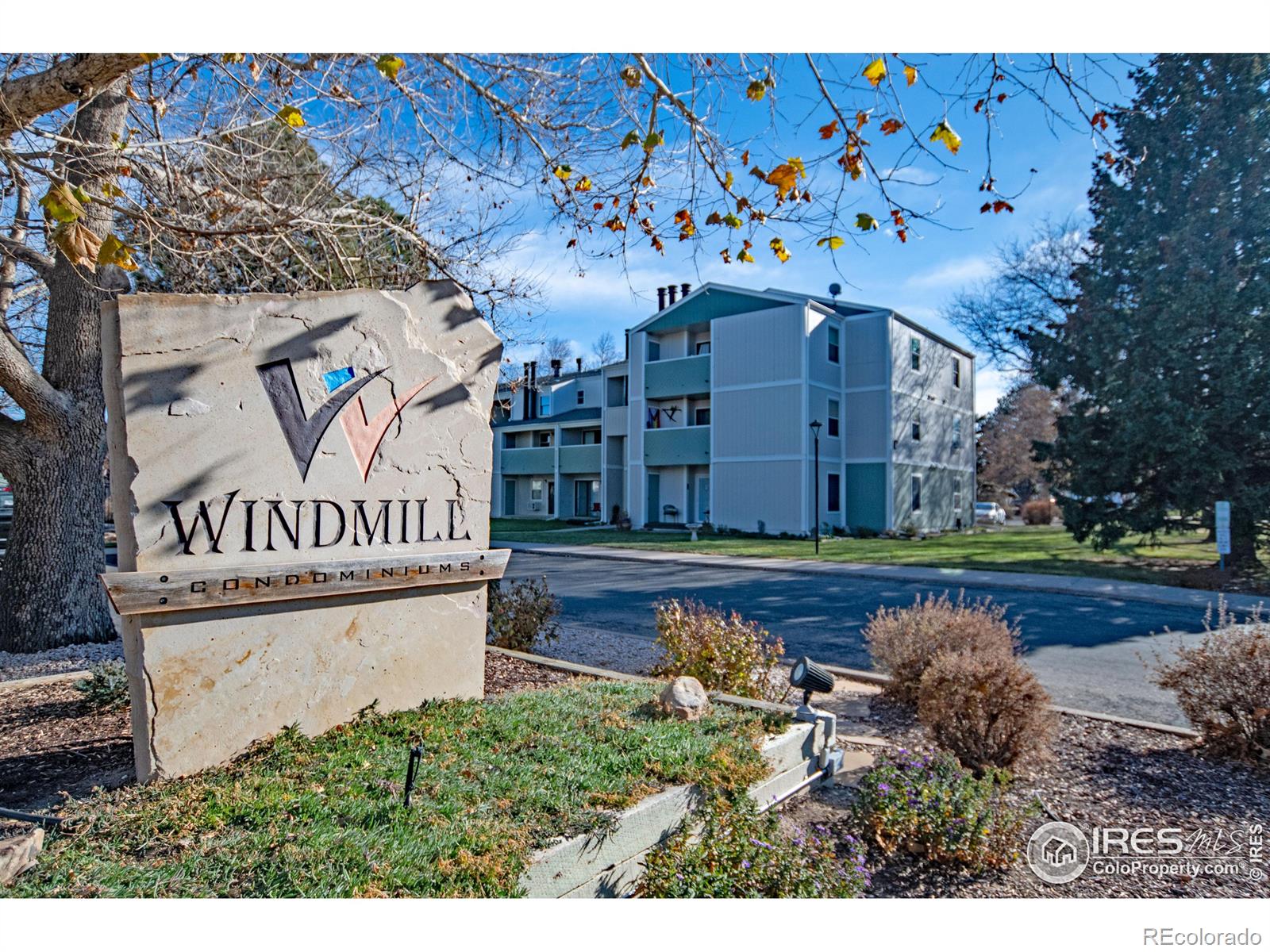 MLS Image #2 for 512 e monroe drive,fort collins, Colorado