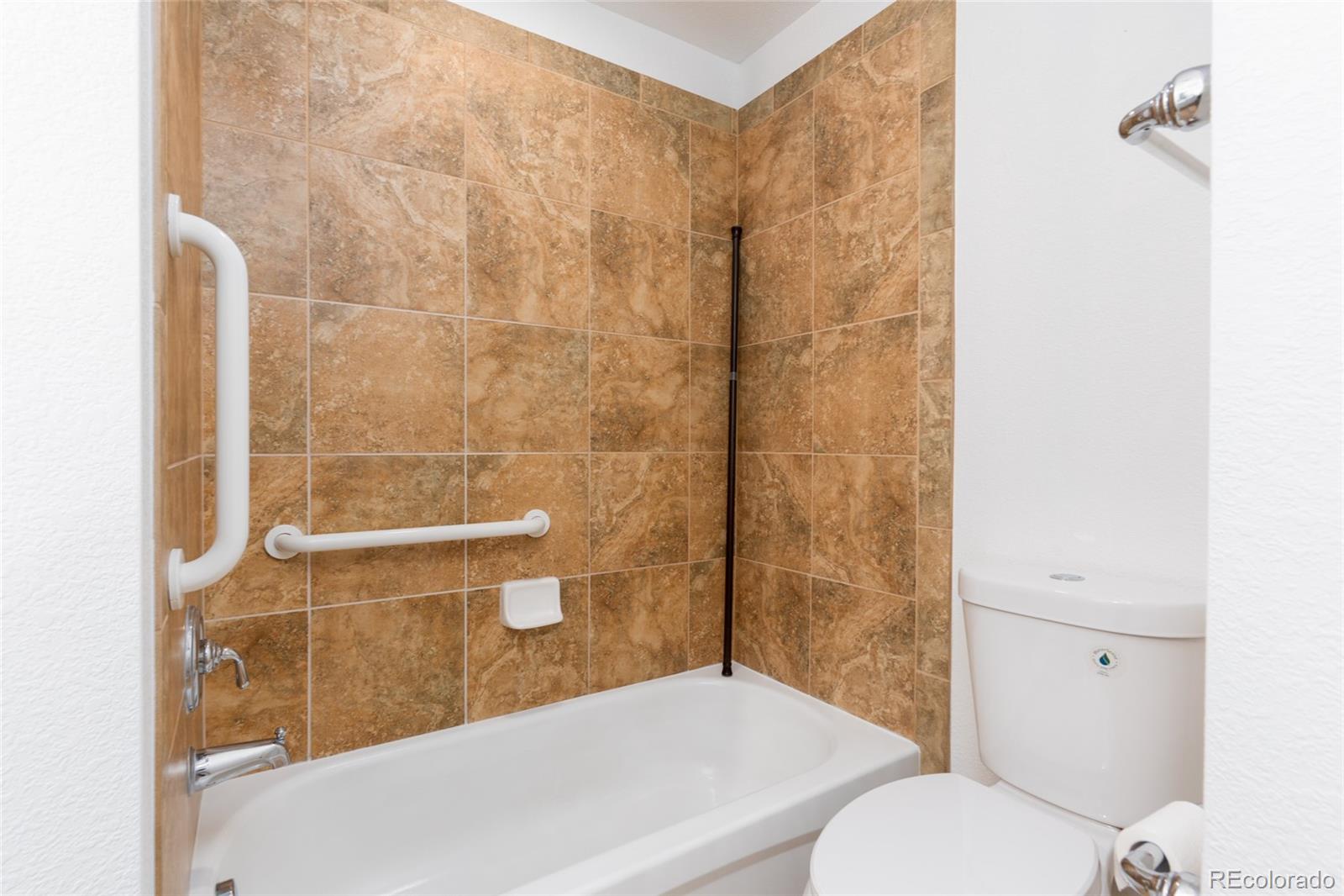 MLS Image #14 for 14189  sun blaze loop,broomfield, Colorado