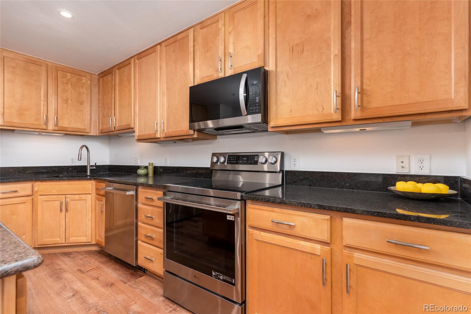 MLS Image #2 for 14189  sun blaze loop,broomfield, Colorado