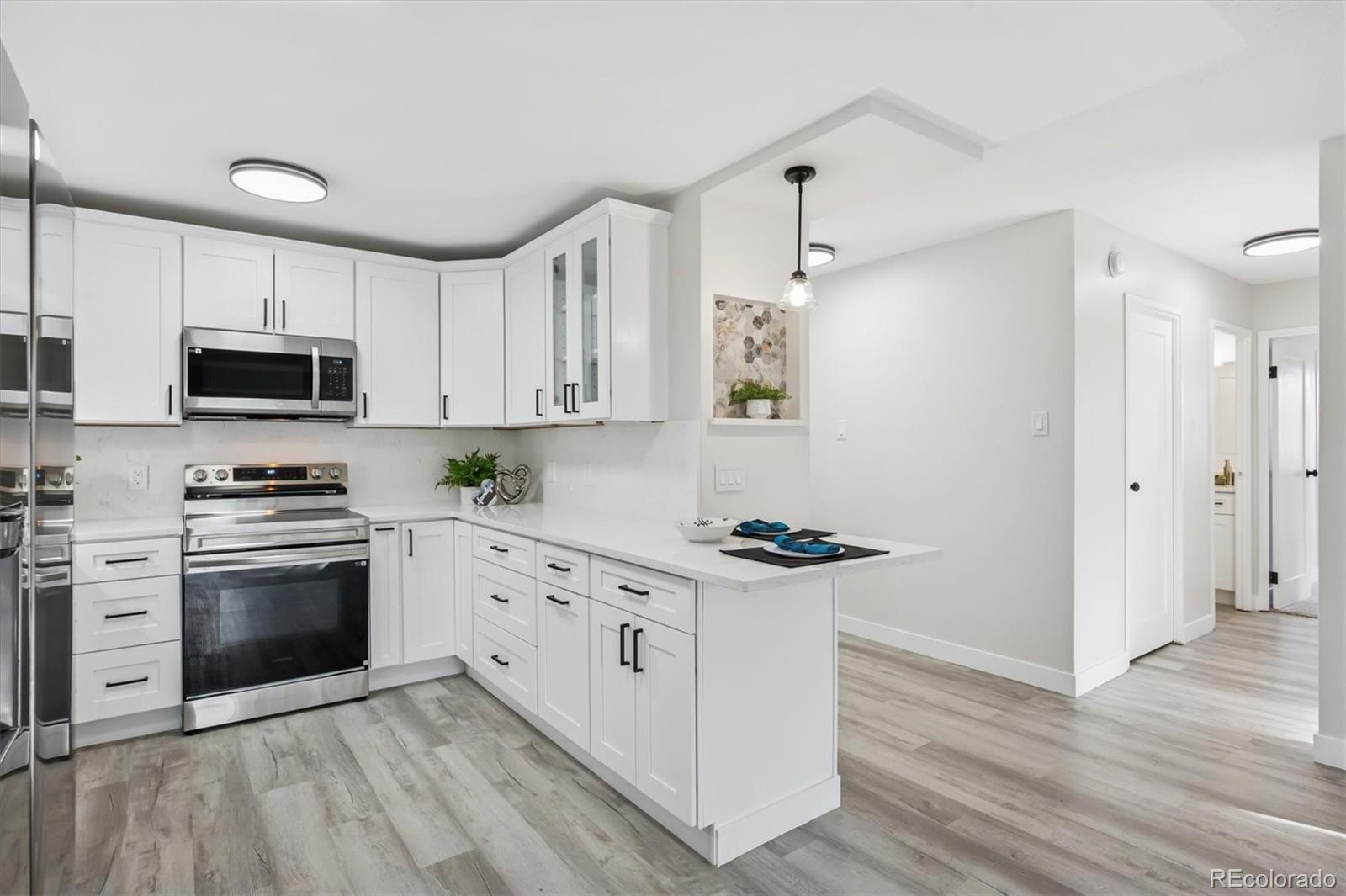 MLS Image #5 for 9625 e center avenue 10c,denver, Colorado