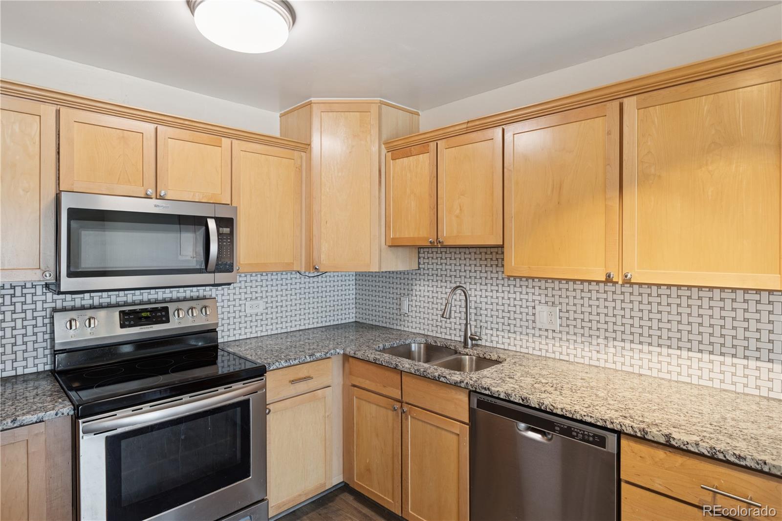 MLS Image #13 for 660 s alton way,denver, Colorado