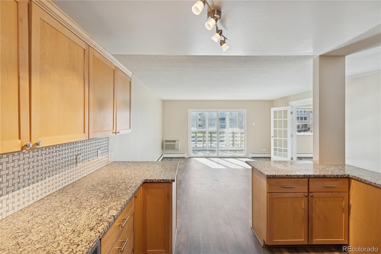 MLS Image #15 for 660 s alton way,denver, Colorado