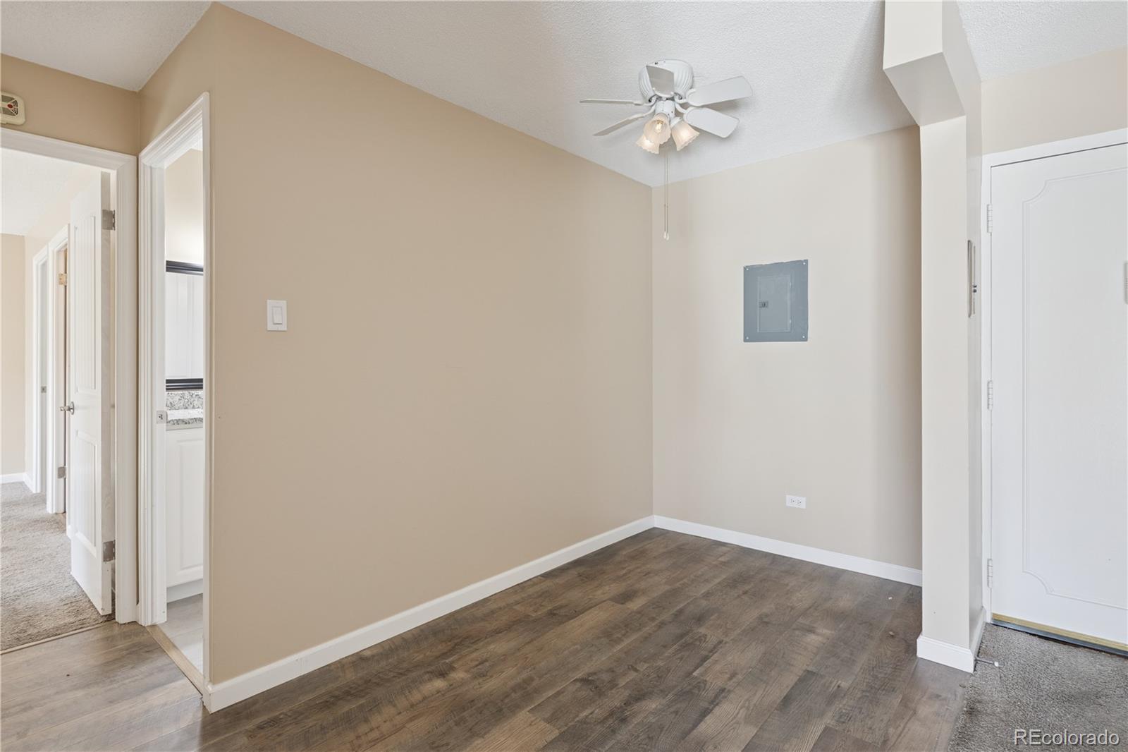 MLS Image #7 for 660 s alton way,denver, Colorado
