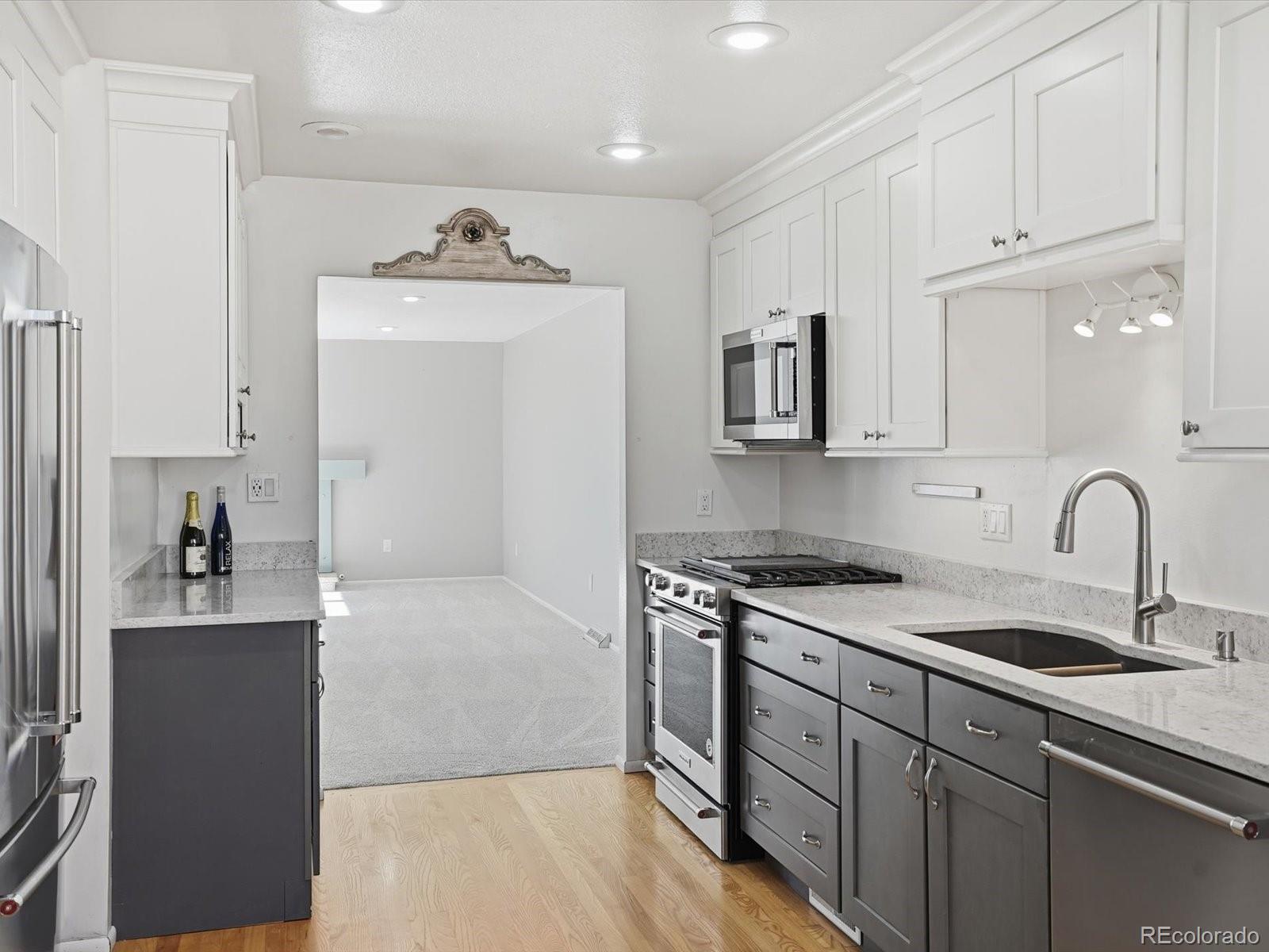 MLS Image #4 for 7493 w cedar circle,lakewood, Colorado