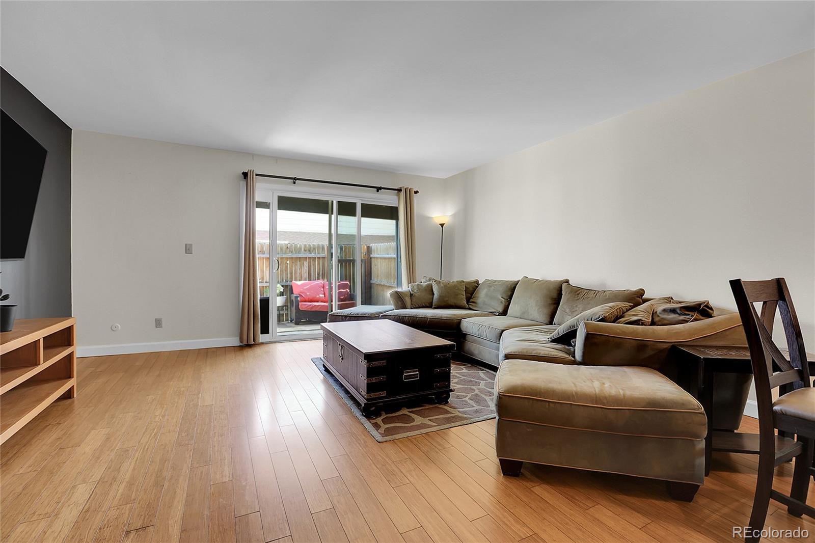 MLS Image #3 for 1020  coronado parkway b,denver, Colorado